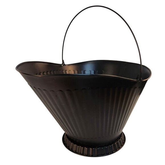 Black Wood Stove Ash Bucket Coal Container Ribbed Metal Bucket With Handle Decor - Picture 6 of 8